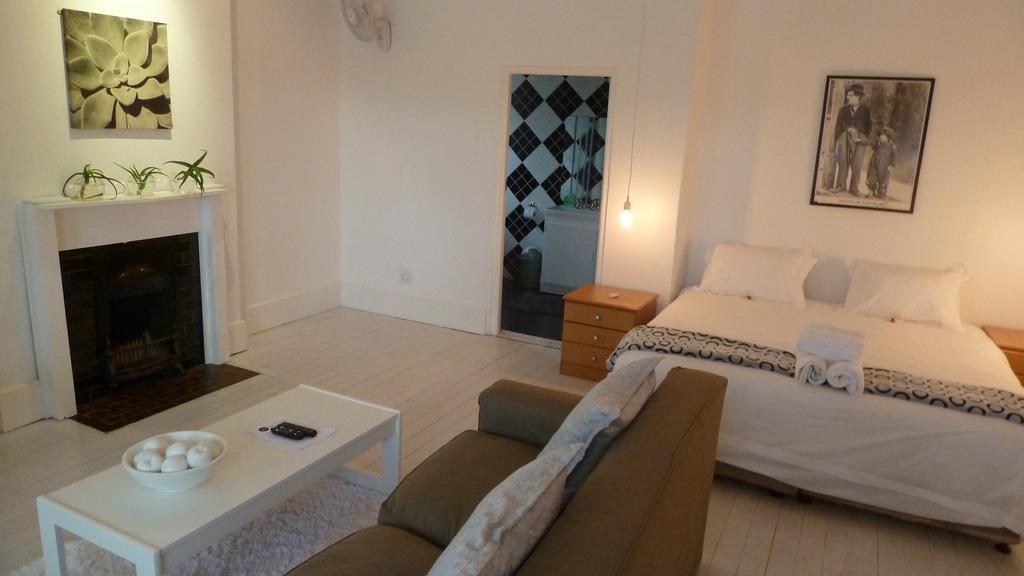 20 On Dixton Appartement Kaapstad Kamer foto