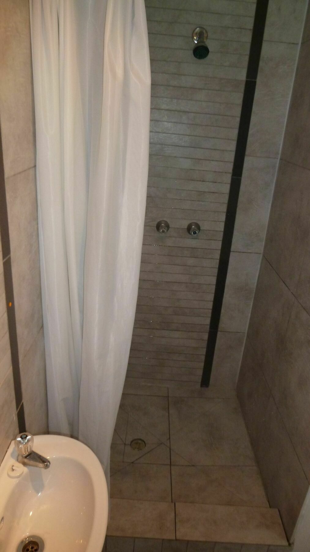 20 On Dixton Appartement Kaapstad Buitenkant foto